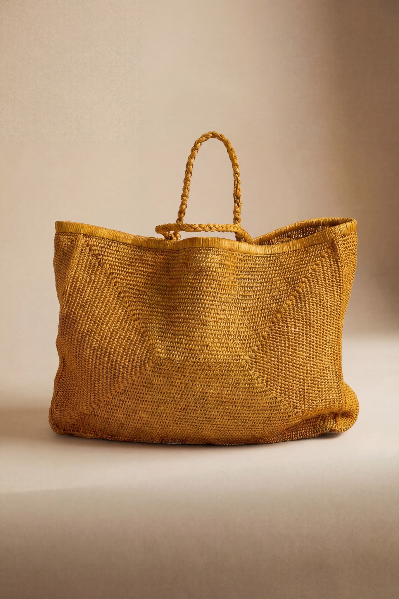 Petit Panier Mila Ocre - panier d'accessoire mariage fait main
