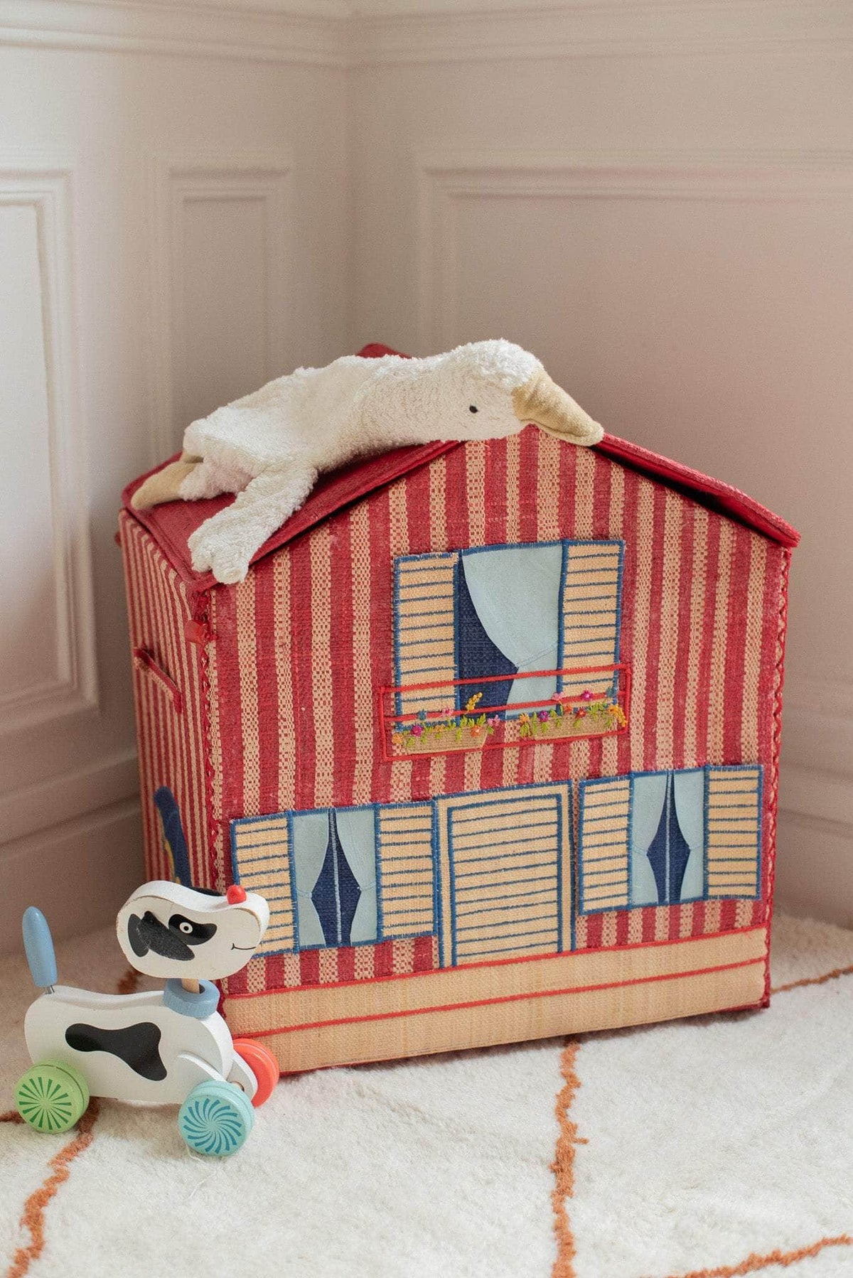 Maison Basque - rangement chambre bébé raphia artisanal